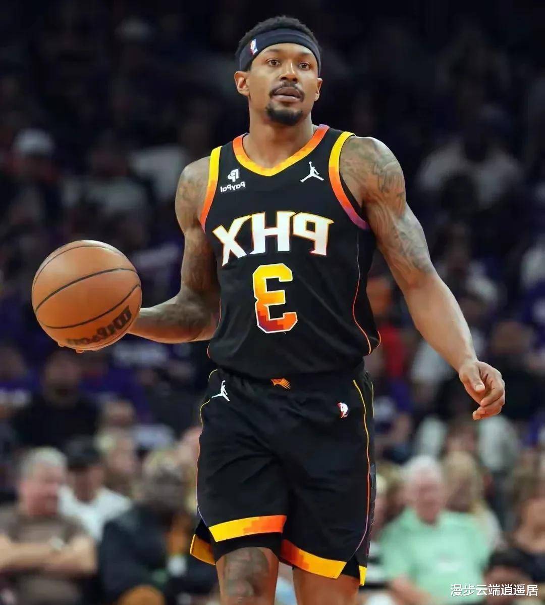 菲尼克斯太阳训练开放日，关键时刻防线松动引欢呼，法甲在即，资深球员宣示担当 