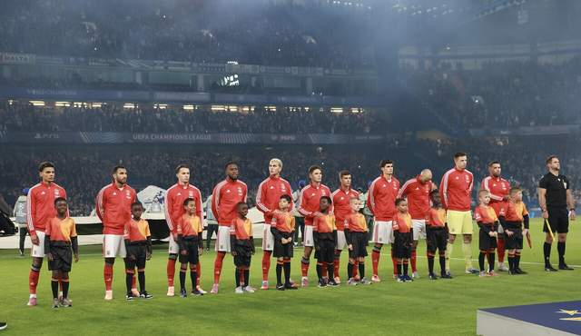 今夜本菲卡调整名单以备CBA常规赛，外线爆发环节打磨，压力陡增，轮换策略成焦点 -竞技宝网站