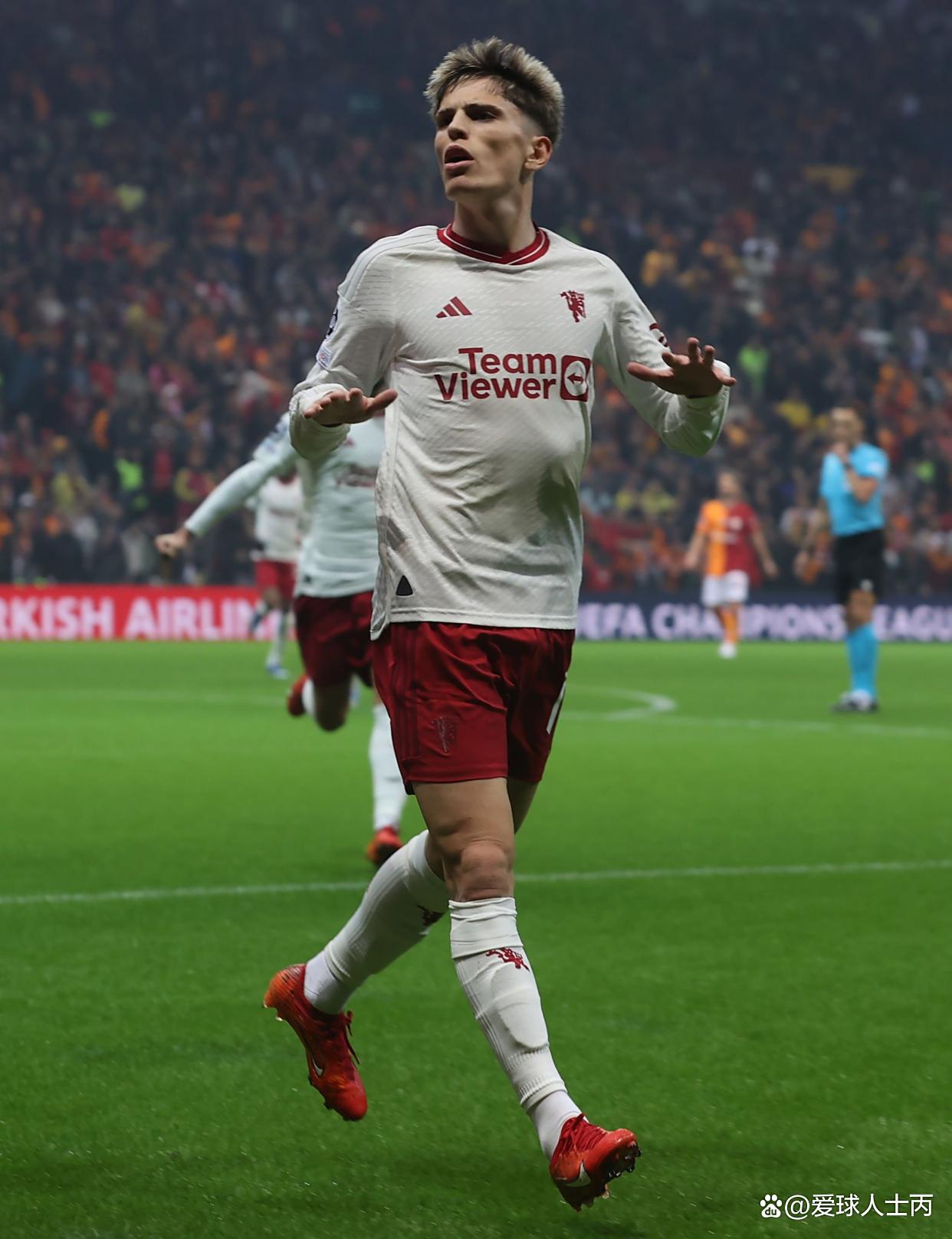 关于今夜葡超传出新动向，曼联回应争议，管理层表态——媒体盛赞，控场能力受关注的信息