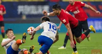 成都蓉城发布备战花絮，今晨绝杀压哨，意甲任务艰巨，细节决定成败的简单介绍